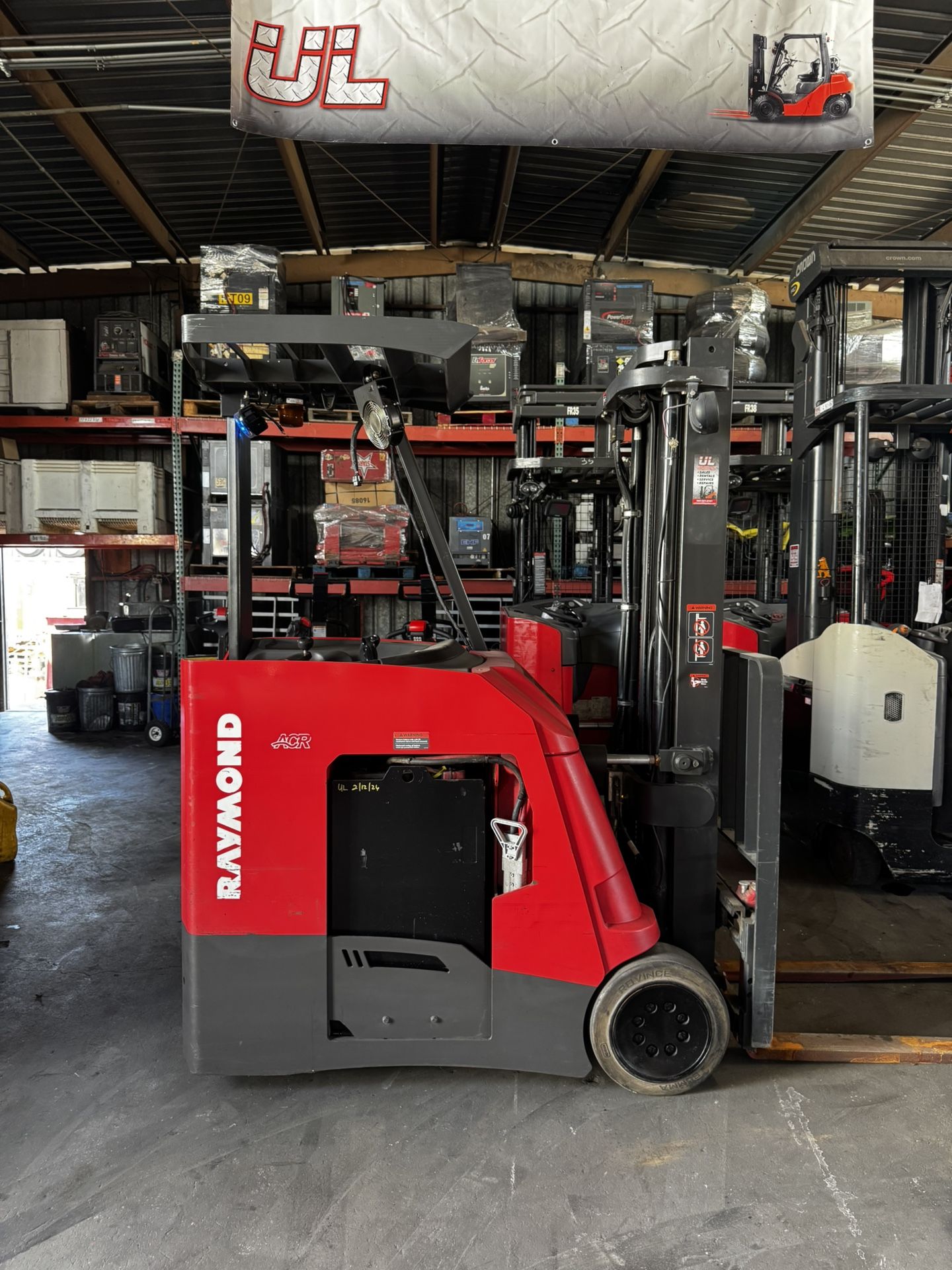 2018 RAYMOND FORKLIFT COUNTER BALANCE