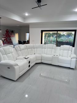 Brand New 🆕 Power Reclining Sofa / Sofa Seccional Reclinable Nuevo a Estrenar