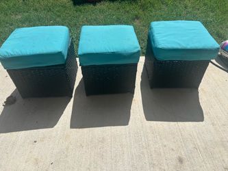 Cube seats