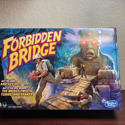 Forbidden Bridge Adventure Game Board  F3178 Hasbro