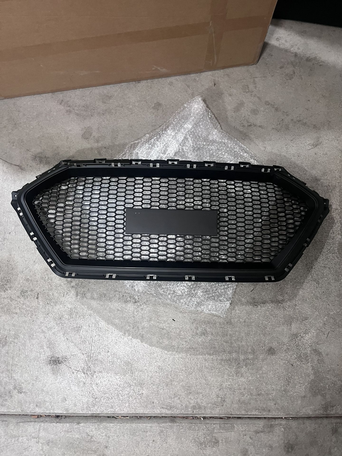 Hyundai Elantra mesh Grill for 2016-2017 models
