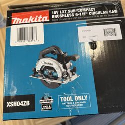 18V 6-1/2 in. LXT Sub-Compact Lithium-Ion Brushless Cordless Circular Saw (Tool Only) 