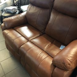 100 💯 Percent Genuine Leathet Power Reclining Set