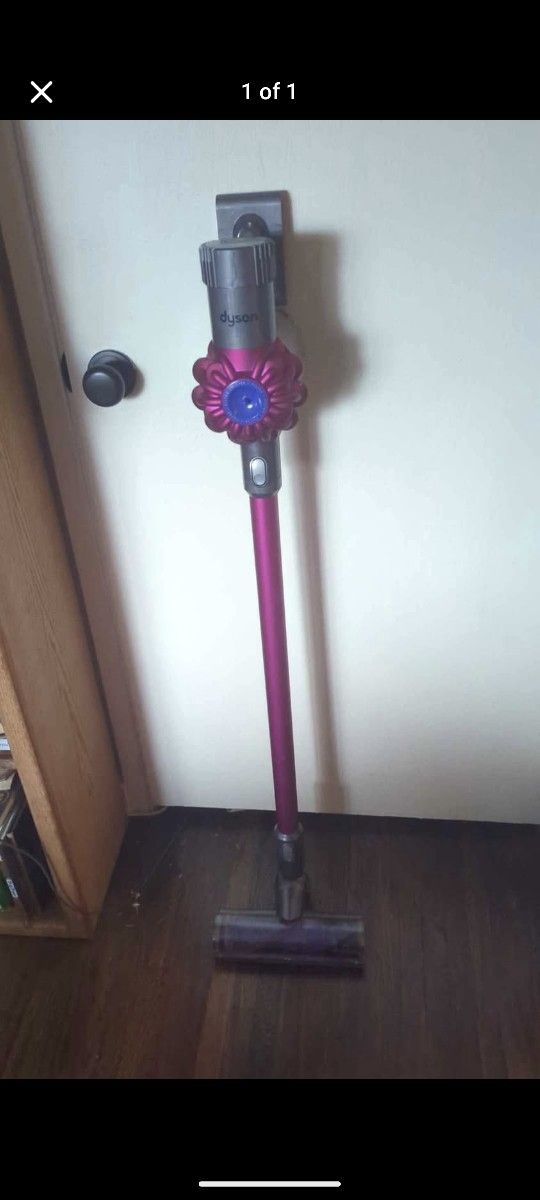 Dyson Cordless Vacuum