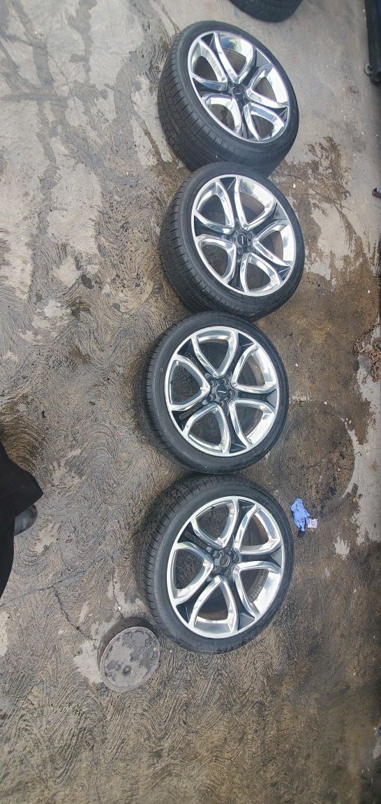 22 inch rims and tires