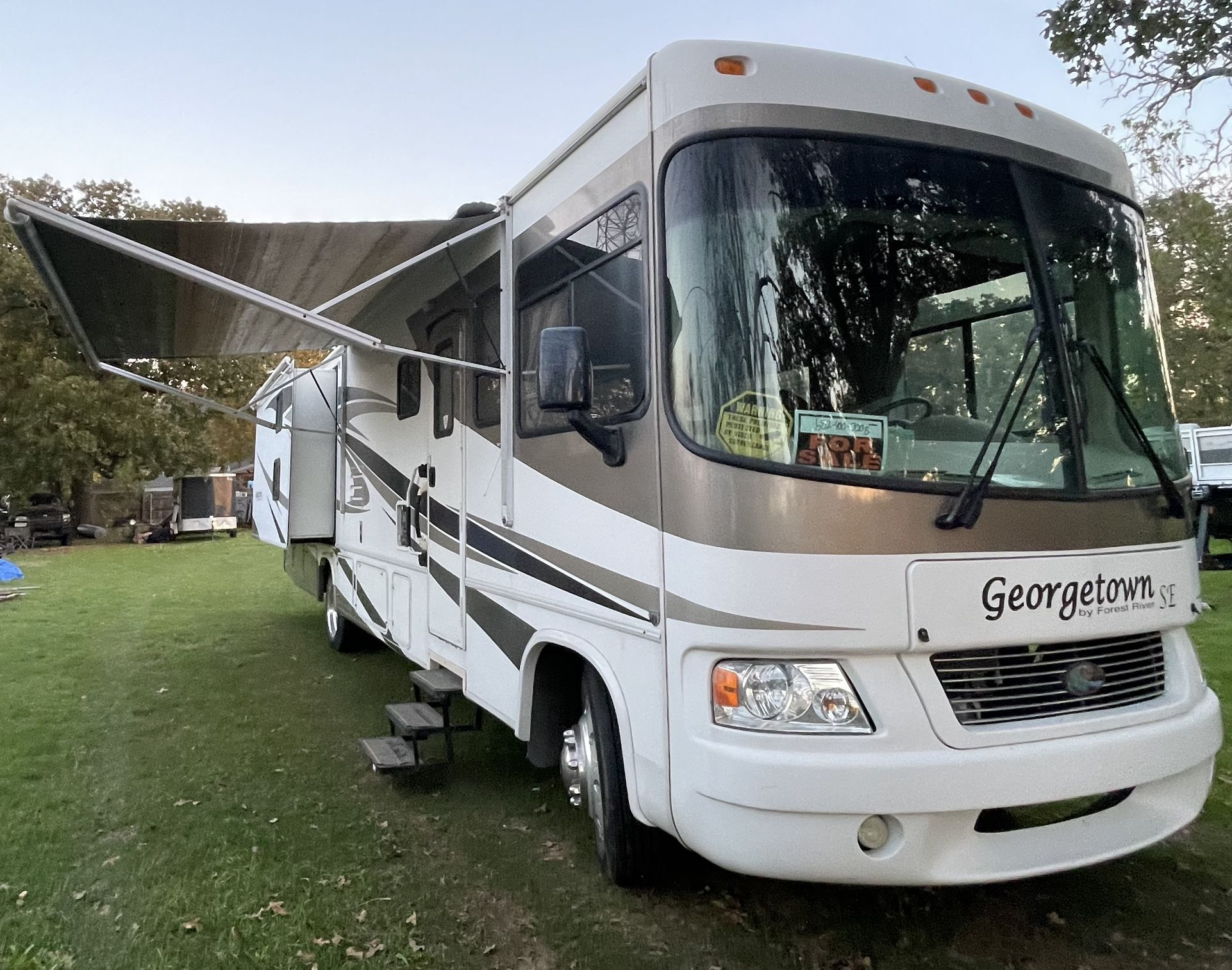 2010 Georgetown Forest River 350t