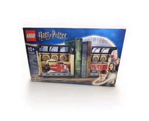 LEGO Harry Potter Book Nook: Hogwarts Express 76450