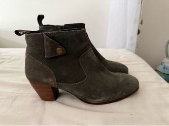 Gray boots