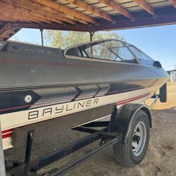 Bayliner Boat