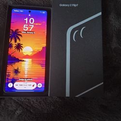 Like New Samsung Z Flip 7 512gb Unlocked 