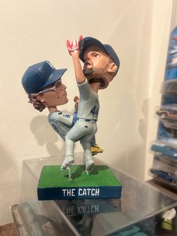 2026 Dodgers, the catch bobble head