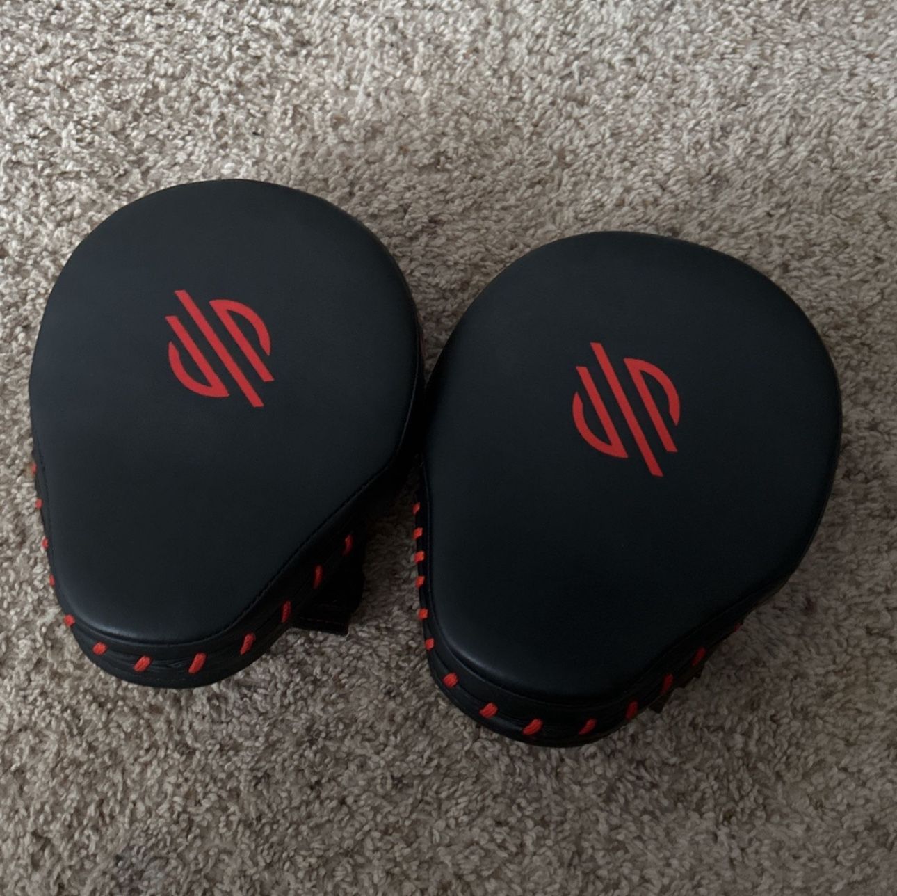 Sanabul Essential Curved Boxing MMA Punching Mitts