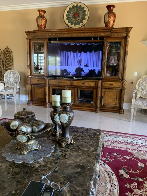 entertainment-center-for-sale-in-temecula-ca-offerup