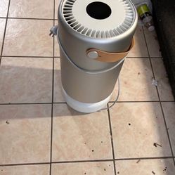 Molekule Air Pro Purifier. For rooms up to 1000sq ft OBO