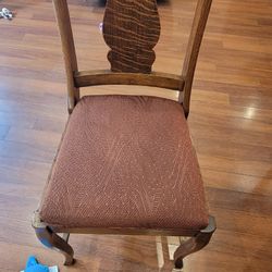 2 Chairs