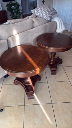 Round end tables