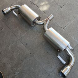 MEGAN EXHAUST!! NEW! NO IDEA WHAT IT FITS!!!! 125$ 