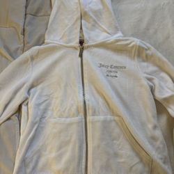Juicy Couture Sweater 