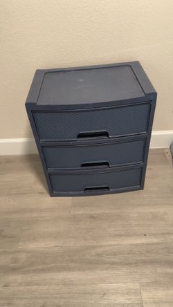 Plastic 3 drawer wide diamond cart