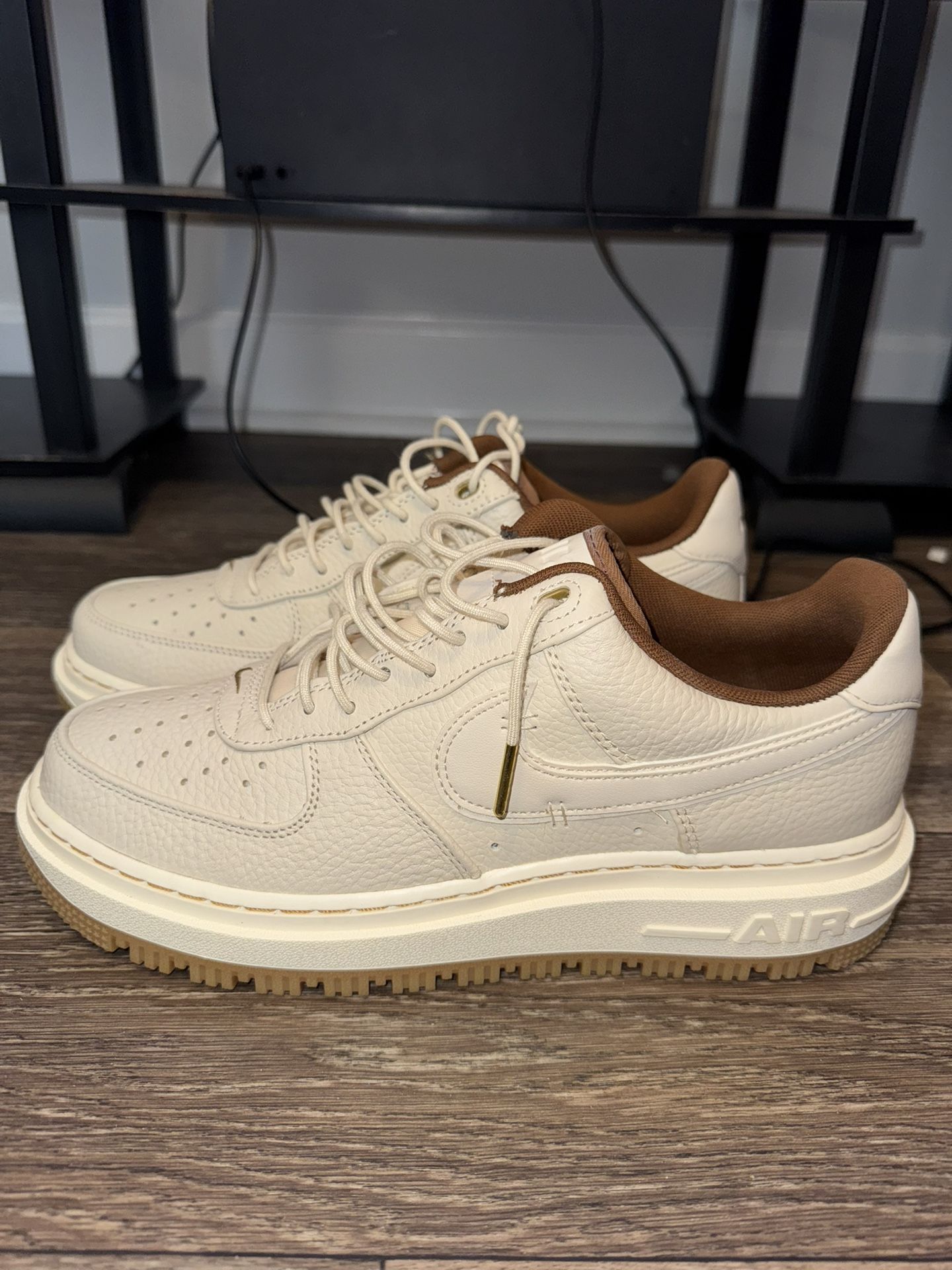 Air Force 1 Low Luxe Size 10