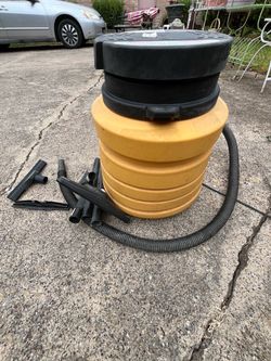 Wet/Dry Shop Vacuum with Attachments