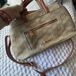 Jones New York Handbag $55