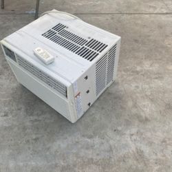Ac  Air Conditioner , Room / Patio / Garage