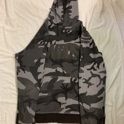Men’s Camo Nike Sweatshirt, Size Large 