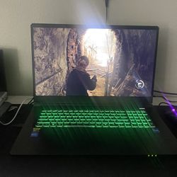 Thunderobot 5070 8g Intel 7 13620h 32gs of Ram