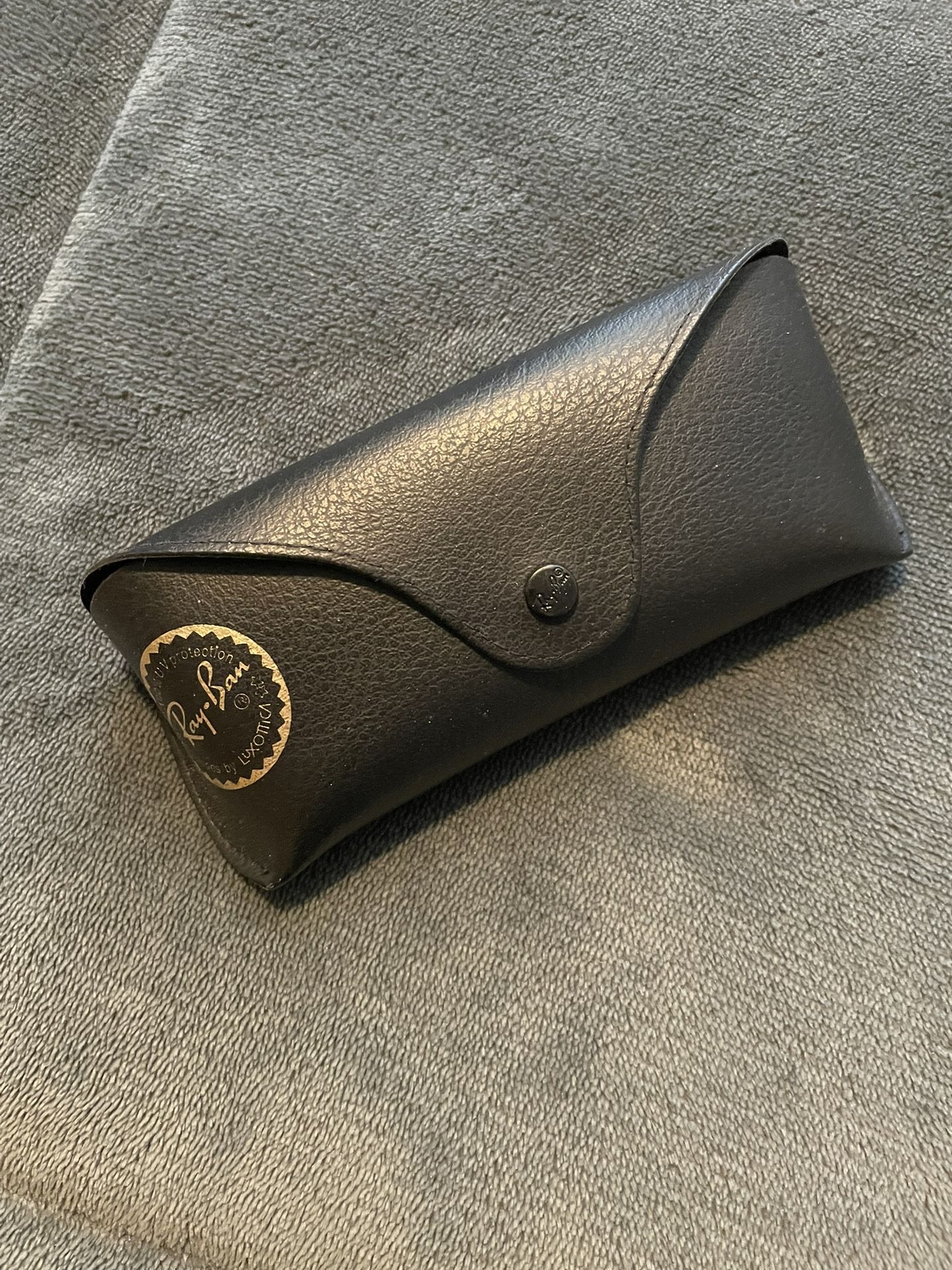 Ray Ban Sunglasses Case Black In Color Porch Pickup 
