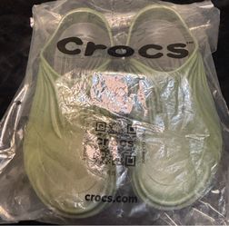 Echo waves crocs