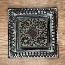 10 X 10 Brand New Wall Piece Only $6