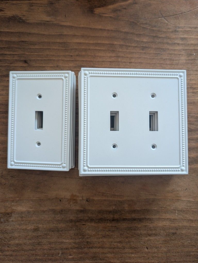 Franklin Brass Classic Beaded Decorative Light Switch Cover