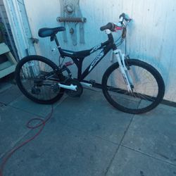 Mega Flex Montain Bike. #24