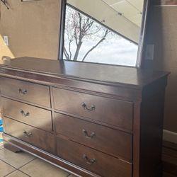 Wooden Dresser With Mirror 