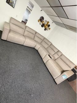 MIREN - 6 pc fabric sectional w/3 power recliners & console