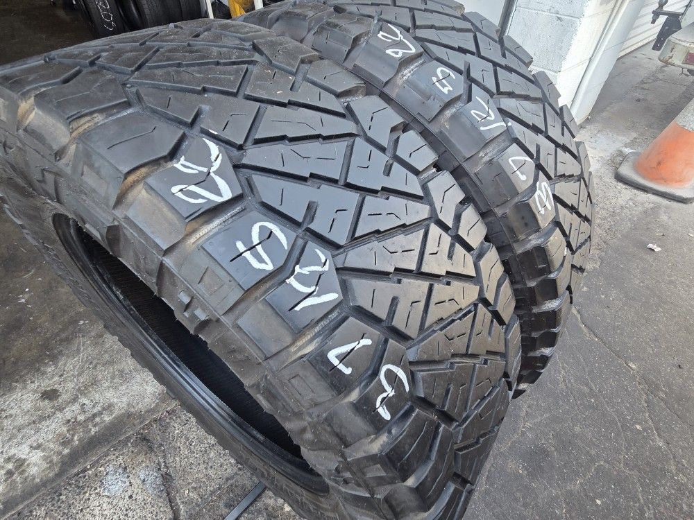 2 used tires Lt37x13.50r22 Nitto RIDGRAPPLER $250.00