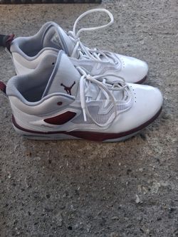 Jordan Flight stay loyal size 11.5 Mens