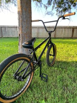Elite bmx bike