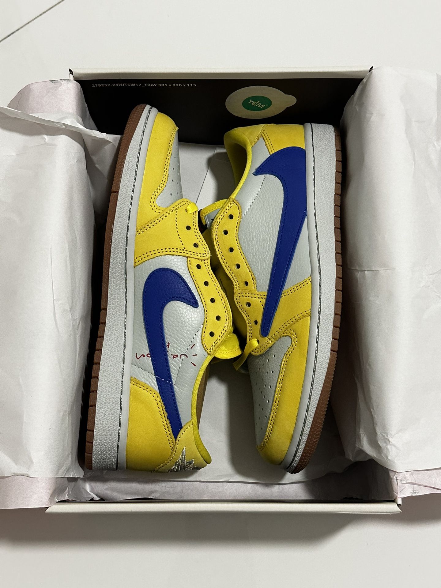 Jordan 1 Travis Scott Canary Yellow