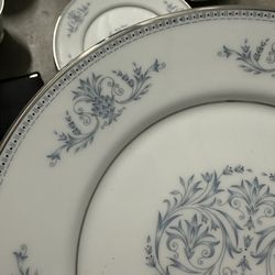 Oxford/Lenox Bone China 20 Piece Set