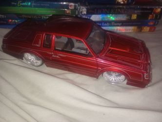 die cast metal toy car