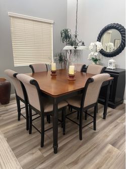 7pc Counter Hight Dinning Set