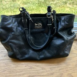 LEATHER COACH PURSE ()
