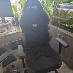 Gaming chair