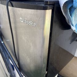 EdgeStar freezer 