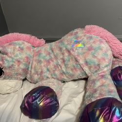 Free Giant Unicorn 