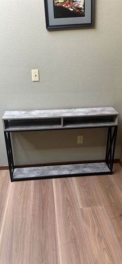 Accent table