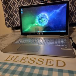 HP Envy x360 😄2 in 🙃1 Laptop 15.6" 8GB  i5 😃 512GB SSD