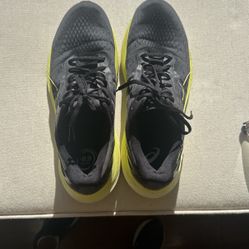 Men’s ASICS Sz 12 GT-2000 12 Pure Gel